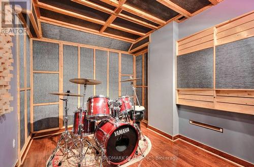 5641 Longboat Avenue, Mississauga, ON 