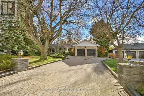 23 DENHAM DRIVE  Richmond Hill, ON L4C 6H6