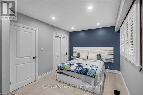 18 Kingsmount Crescent, Brantford, ON 