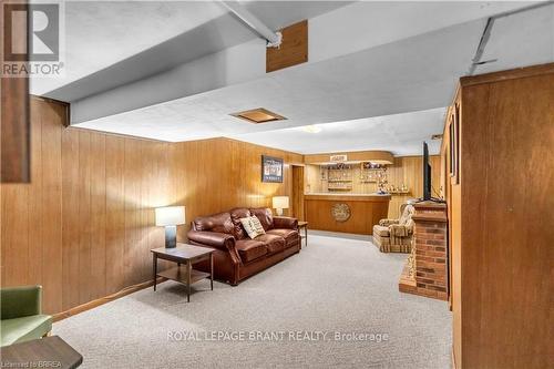 18 Kingsmount Crescent, Brantford, ON 
