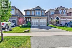 82 CHAUMONT Drive  Stoney Creek, ON L8J 0J8