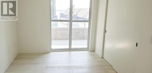 505 - 15 LOWER JARVIS STREET , Toronto, Ontario M5E 0C4 5