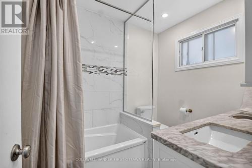 main floor bathroom - 779 Halstead Street, Ottawa, ON 