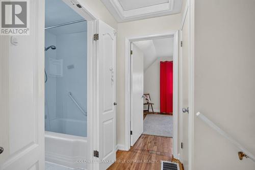 hallway on 2nd floor to bedroom & bathroom - 779 Halstead Street, Ottawa, ON 