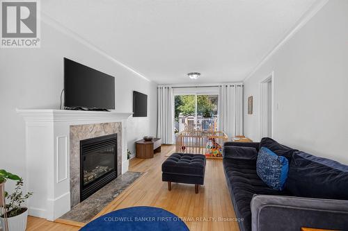 main floor living room - 779 Halstead Street, Ottawa, ON 