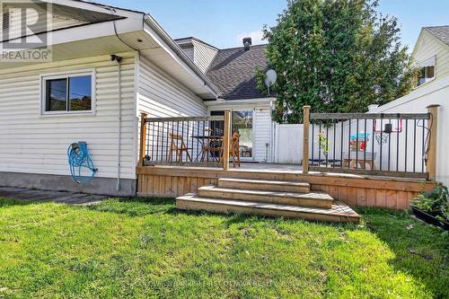 backyard deck - 779 Halstead Street, Ottawa, ON 