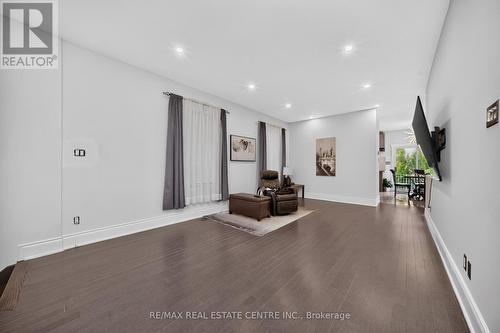 Living Area - 3 Twin Willow Crescent, Brampton, ON 