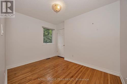 658 Tweedsmuir Avenue, Ottawa, ON 