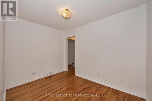 658 Tweedsmuir Avenue, Ottawa, ON 