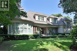 541 ARROWHEAD Road  Mississauga, ON L5H 1V5