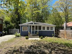 134 SUNNIDALE ROAD Wasaga Beach, ON L9Z 2S8