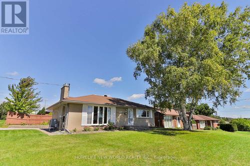744 TENNYSON AVENUE  Oshawa, ON L1H 3K6