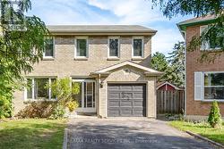 12 LADIN DRIVE Brampton, ON L6S 3V5