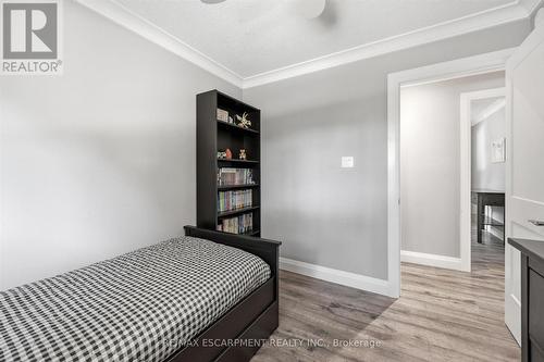 2120 Cavendish Drive, Burlington, ON 