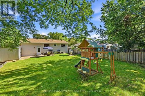 2120 Cavendish Drive, Burlington, ON 