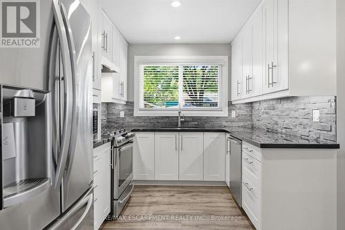 2120 Cavendish Drive, Burlington, ON 