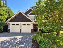 3975 Rechsteiner Rd  Saanich, BC V8P 0A4