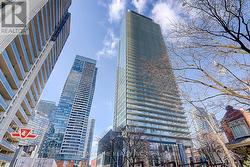 1809 - 3 GLOUCESTER STREET  Toronto, ON M4Y 0C6