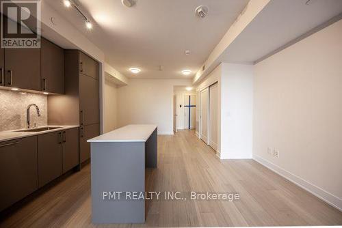 706 - 88 CUMBERLAND STREET , Toronto, Ontario M5R 0C8 4