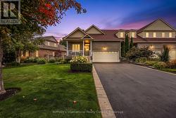 48 THOMAS DRIVE  Collingwood, ON L9Y 0A6