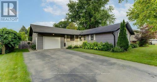 3 BLUE HERON COURT  Woolwich, ON N3B 1S6