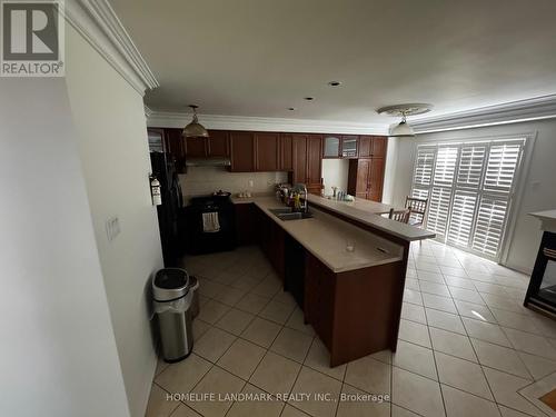 33 RAMSGATE COURT , Markham, Ontario L3S 4R3 5
