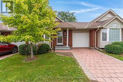 44 - 360 ERBSVILLE ROAD  Waterloo, ON N2T 2W3