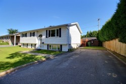 15 Rue Soumande La Malbaie, QC G5A 1K4