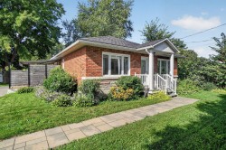 924  - 924A Rue de Barcelone  Laval (Fabreville), QC H3P 3V8