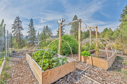 6788 Indian Rock Road, Naramata, BC 