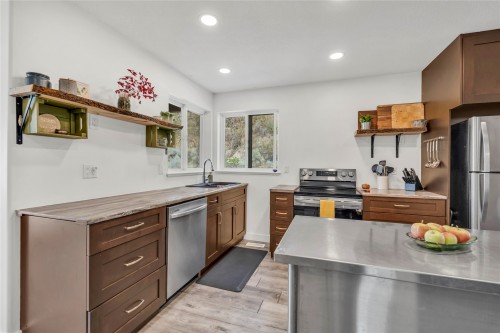 6788 Indian Rock Road, Naramata, BC 