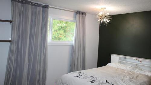 733 Fording Drive, Elkford, BC 