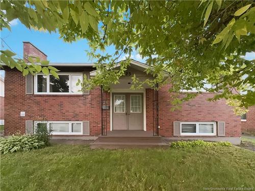 23 Anne ST  Moncton, NB E1C 4J4