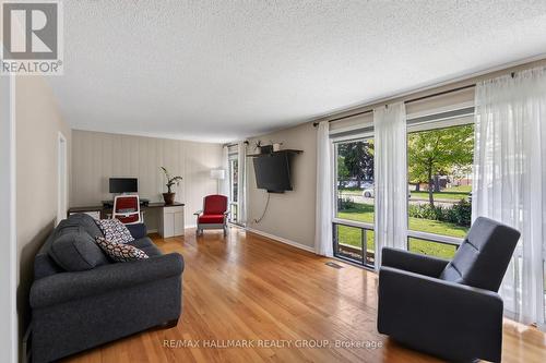 2627 Norberry Crescent, Ottawa, ON 