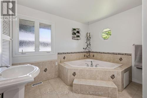 2627 Norberry Crescent, Ottawa, ON 