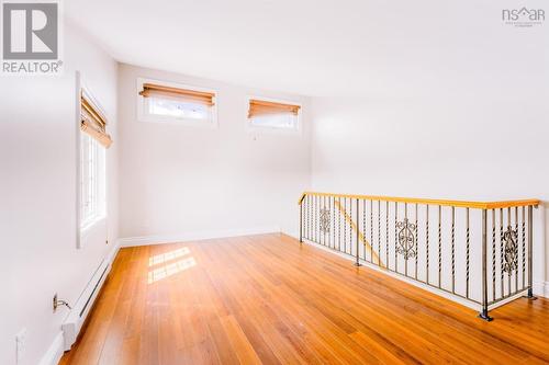 4 Rose Way, Dartmouth, NS 