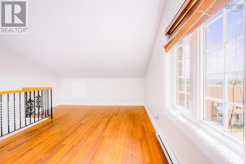 4 Rose Way, Dartmouth, NS 