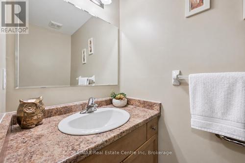 4 Hunt Street, Guelph (Pineridge/Westminster Woods), ON 