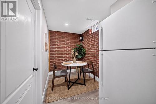 668 Greycedar Crescent, Mississauga, ON 