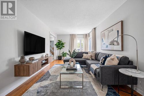 668 Greycedar Crescent, Mississauga, ON 