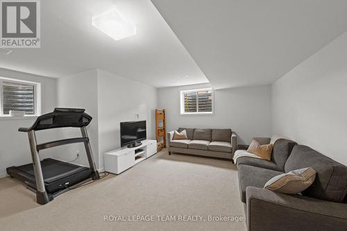 1037 Eider Street, Ottawa, ON 