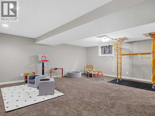 30 Wimbledon Drive Sw, Calgary, AB 