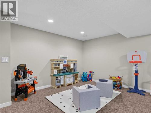 30 Wimbledon Drive Sw, Calgary, AB 