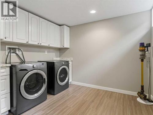 30 Wimbledon Drive Sw, Calgary, AB 