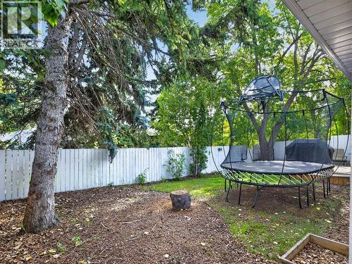 30 Wimbledon Drive Sw, Calgary, AB 
