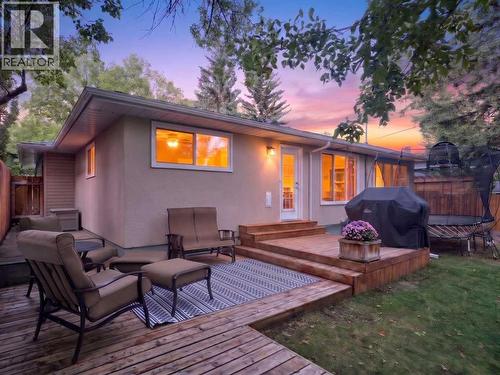 30 Wimbledon Drive Sw, Calgary, AB 