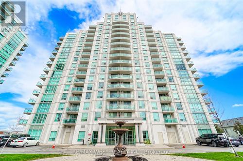 15G - 8 ROSEBANK DRIVE  Toronto, ON M1B 5Z3