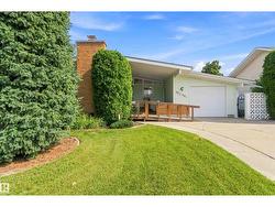 9311 68 ST NW NW  Edmonton, AB T6B 1S9