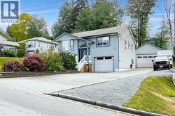 809 Willowcrest Rd  Campbell River, BC V9W 5L1