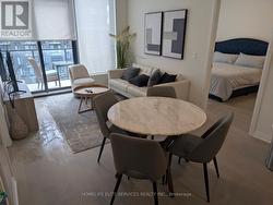 602 - 1415 DUNDAS STREET E Oakville, ON M6J 1Y4